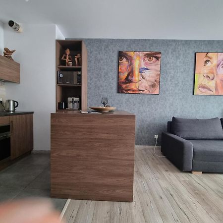 Q Apart Gold-Trzy Pokoje, Manufaktura, Klimatyzacja I Garaz Gratis, Tv Max, Fv, Gwarancja Zadowolenia Łódź Esterno foto