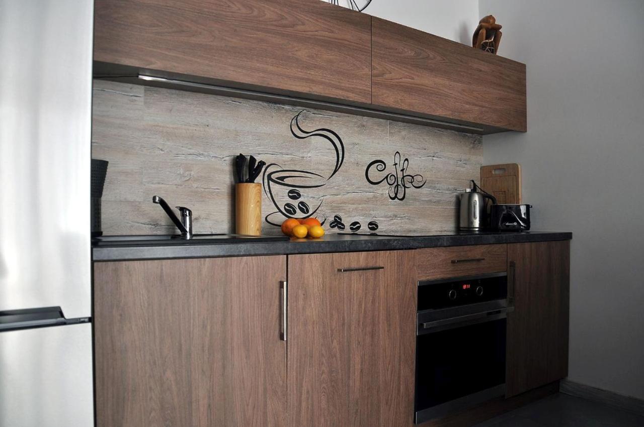 Q Apart Gold-Trzy Pokoje, Manufaktura, Klimatyzacja I Garaz Gratis, Tv Max, Fv, Gwarancja Zadowolenia Łódź Esterno foto