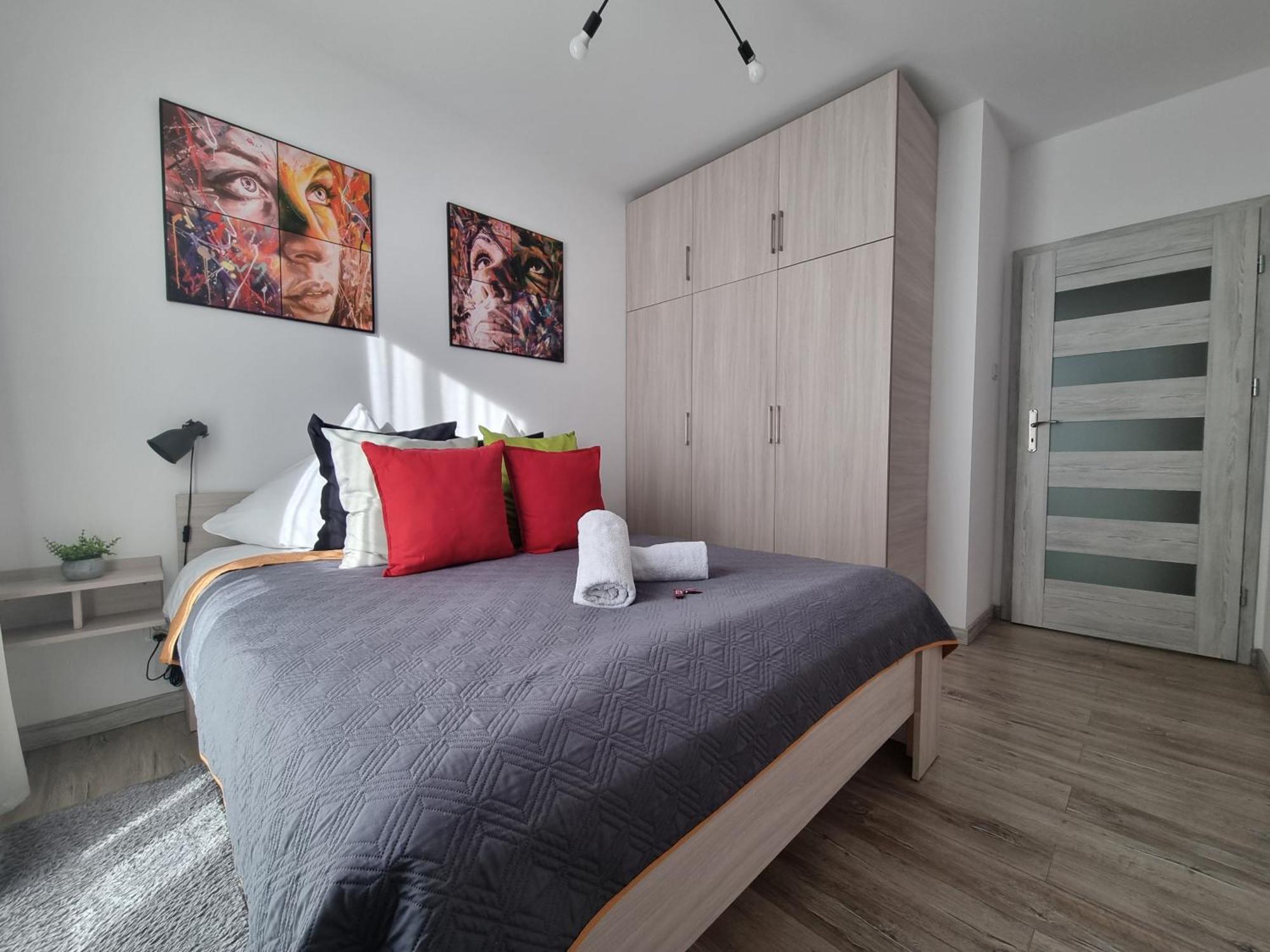 Q Apart Gold-Trzy Pokoje, Manufaktura, Klimatyzacja I Garaz Gratis, Tv Max, Fv, Gwarancja Zadowolenia Łódź Esterno foto