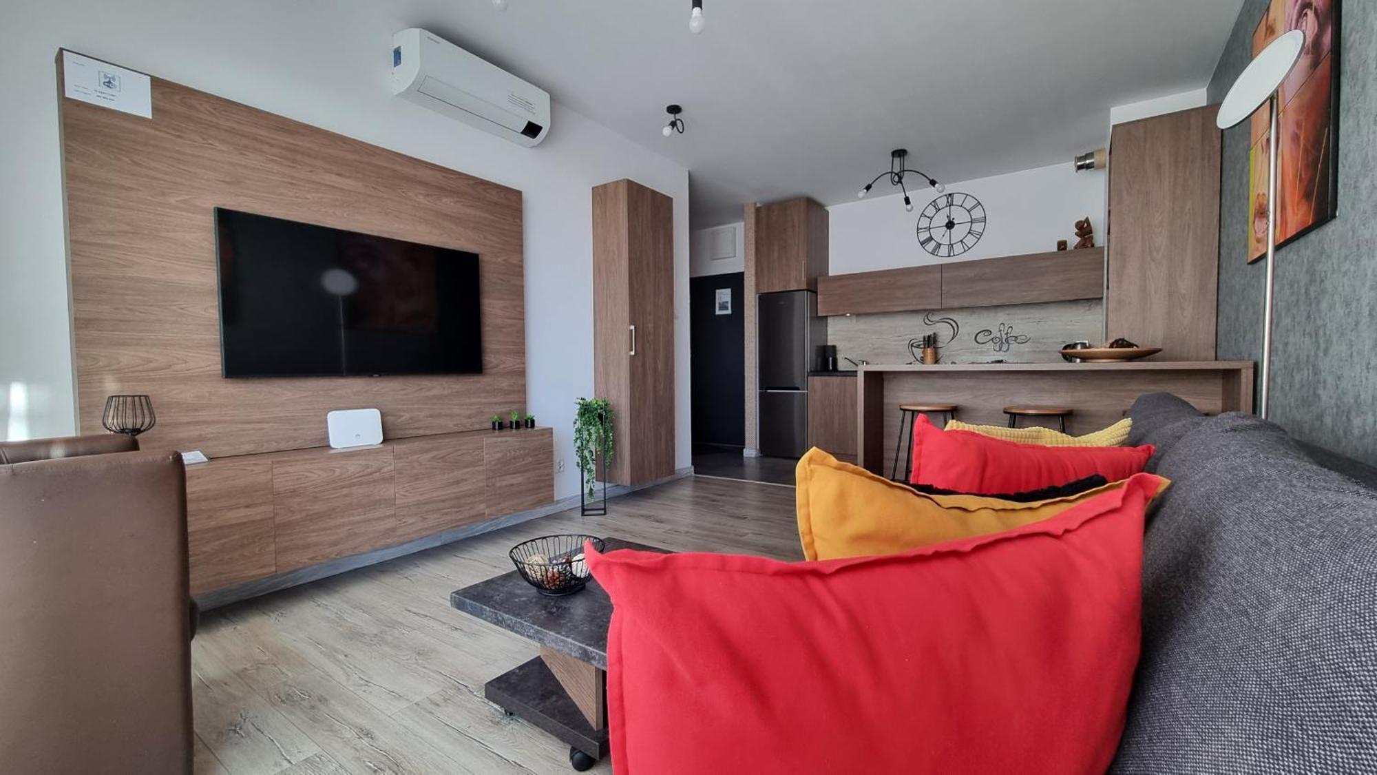 Q Apart Gold-Trzy Pokoje, Manufaktura, Klimatyzacja I Garaz Gratis, Tv Max, Fv, Gwarancja Zadowolenia Łódź Esterno foto